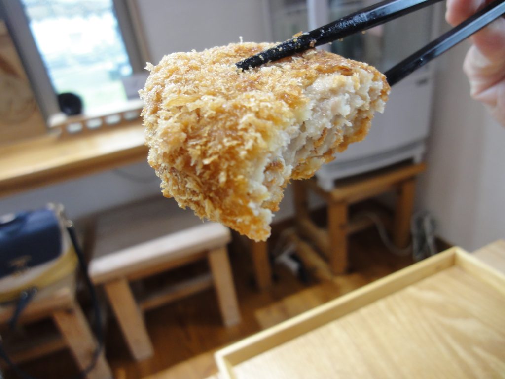 奄美大島　ランチ　海鮮丼