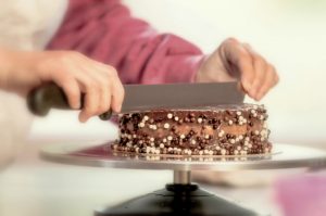 パウンドケーキの切り方のコツや冷まし方は 厚さの目安と均等に切る方法は パワースポット巡りでご利益を 開運ネット