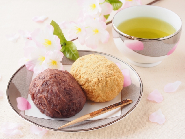 おはぎは冷凍で保存ができる 日持ちと美味しい解凍方法も パワースポット巡りでご利益を 開運ネット